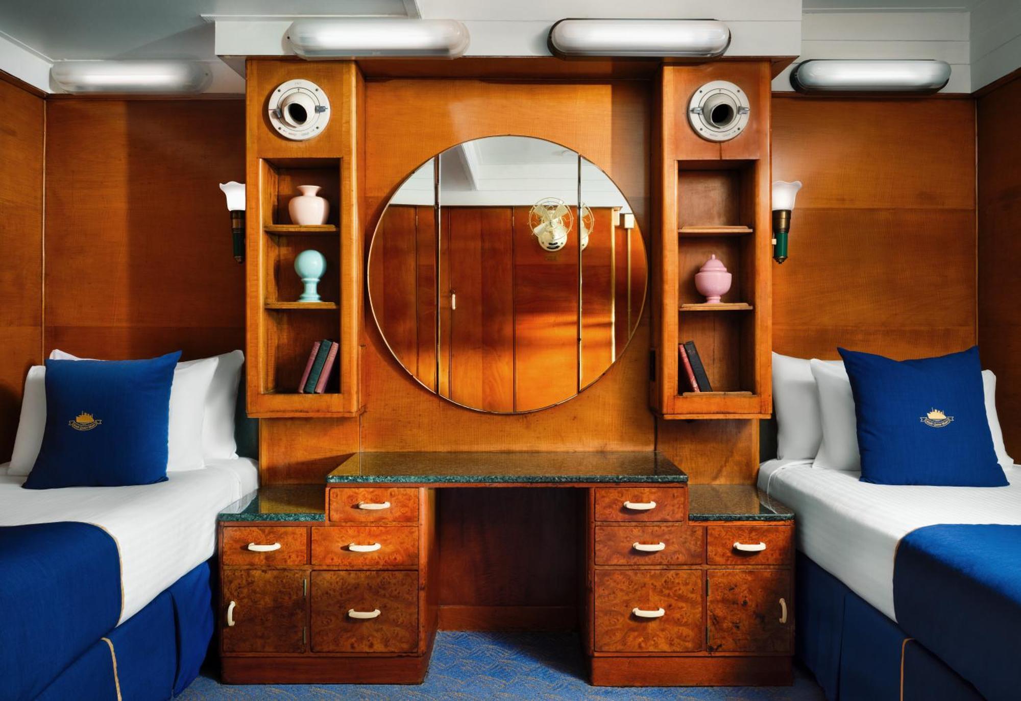 Portside Deluxe Twin
